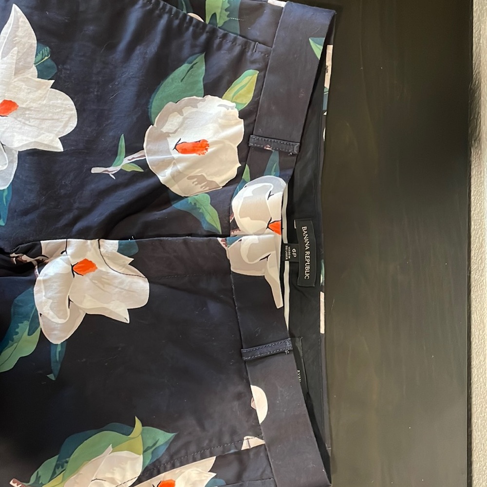 Banana Republic floral print Ryan pant